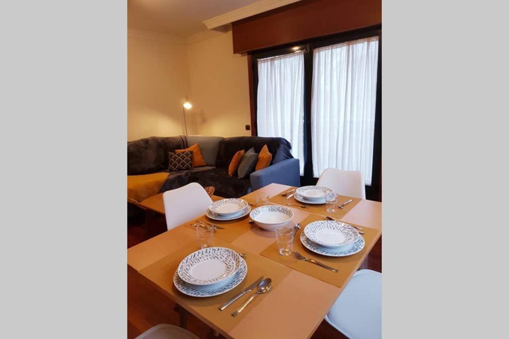Apartamento Completo Con Parking Privado Y Wifi En San Roque Vigo Exterior foto